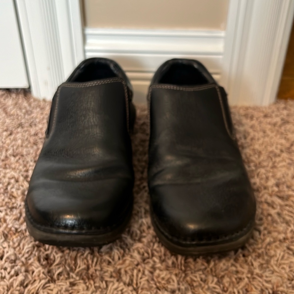 Hush Puppies loafers Black Men Sz 10.5
